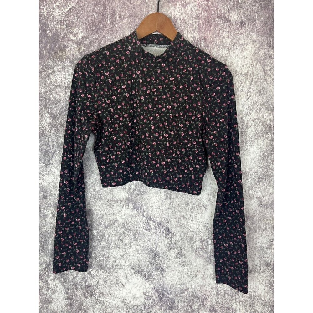 Aeropostale Top Womens Large Seriously Soft Black Floral Cropped Mock Neck Shirt